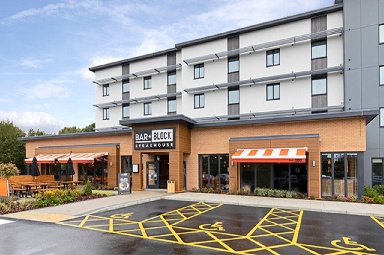 Premier Inn Winnersh Luaran gambar